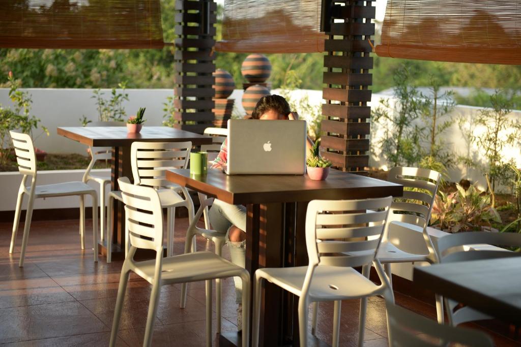 Restaurace v ubytování Globetrotter Inn - Palawan Inc.