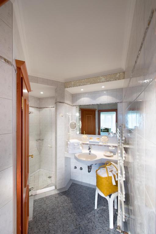 Koupelna v ubytování Parkhotel