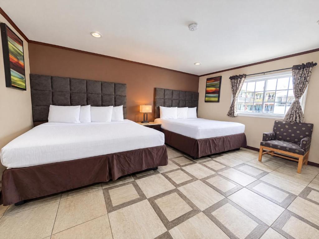 Beachside Resort - 