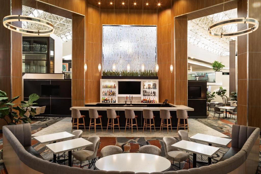 DoubleTree by Hilton Austin Northwest - Arboretum