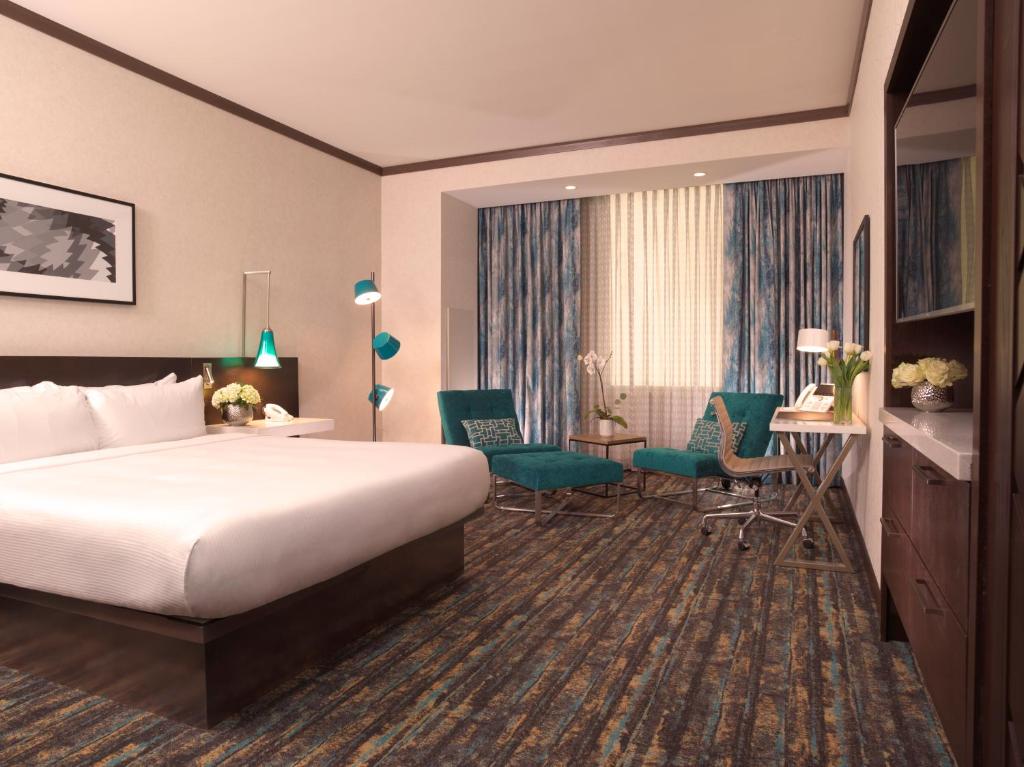 Thunder Valley Casino Resort - Deluxe King Room