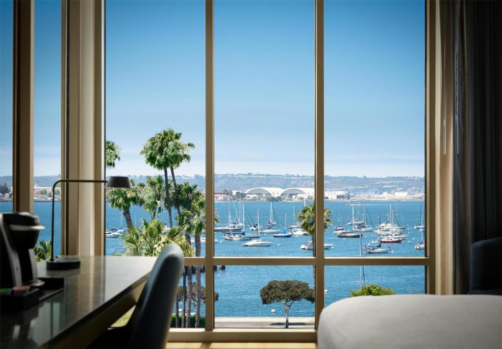 Hilton Garden Inn San Diego Downtown/Bayside, CA - 