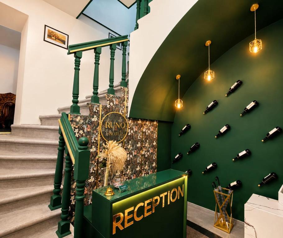 Nizami İnn Hotel در باکو