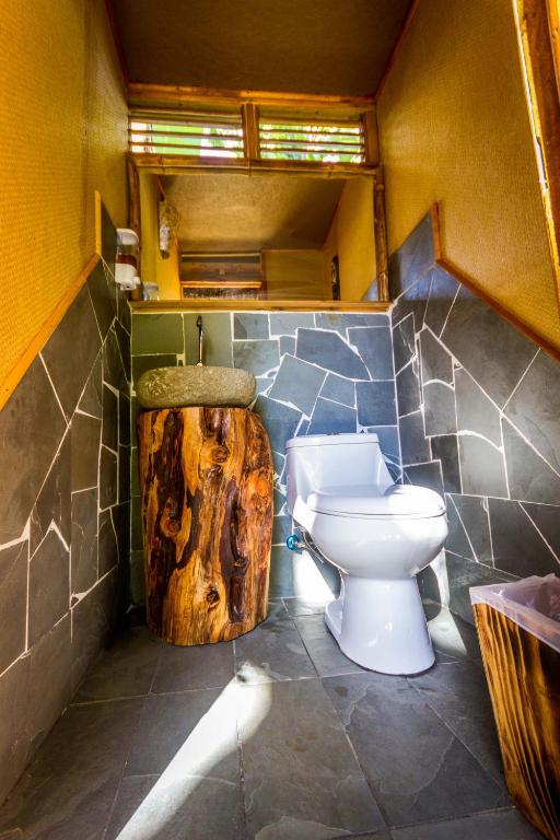 Koupelna v ubytování Hotel Manavai