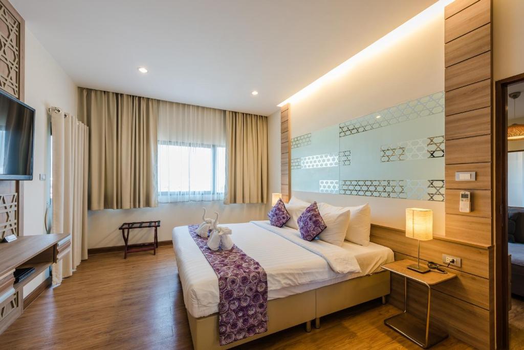 
Two-Bedroom Suite
