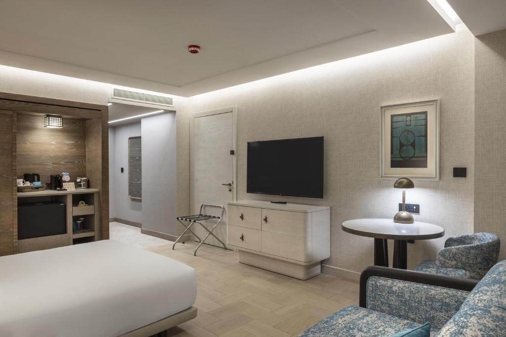 Hilton Istanbul Bosphorus - 