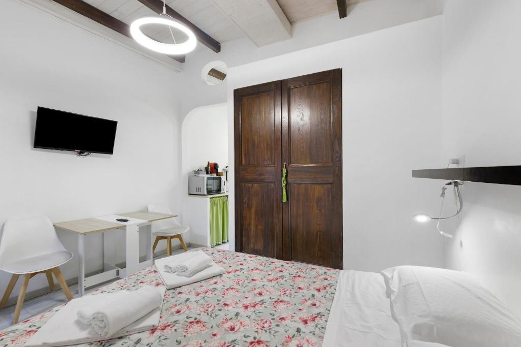 Stay In The Heart Of Rome