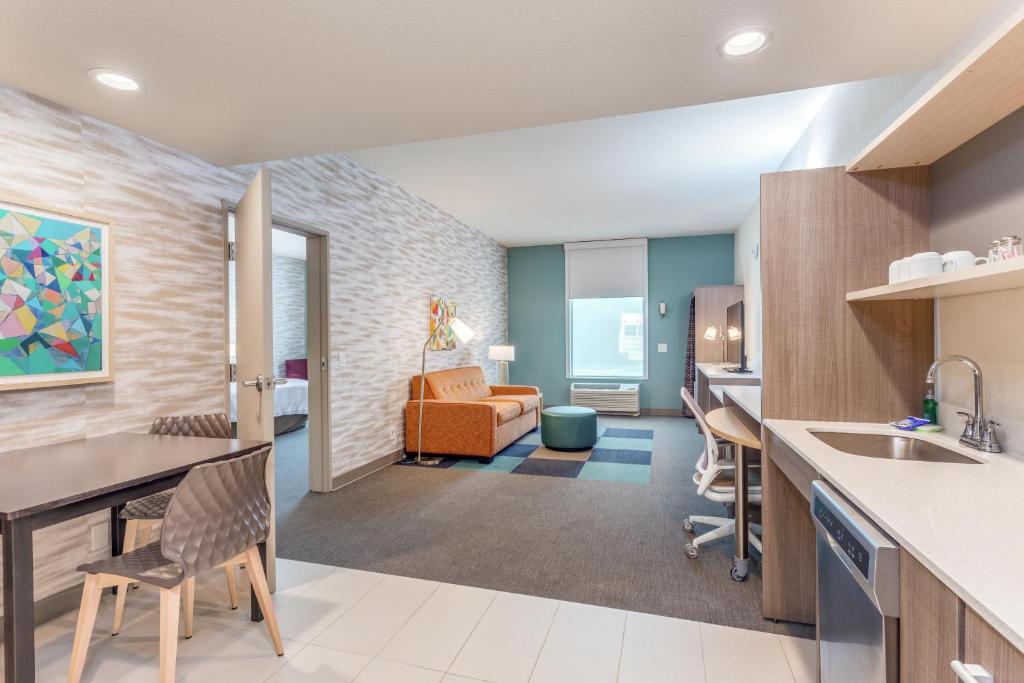 Home 2 Suites By Hilton Indianapolis Northwest - 