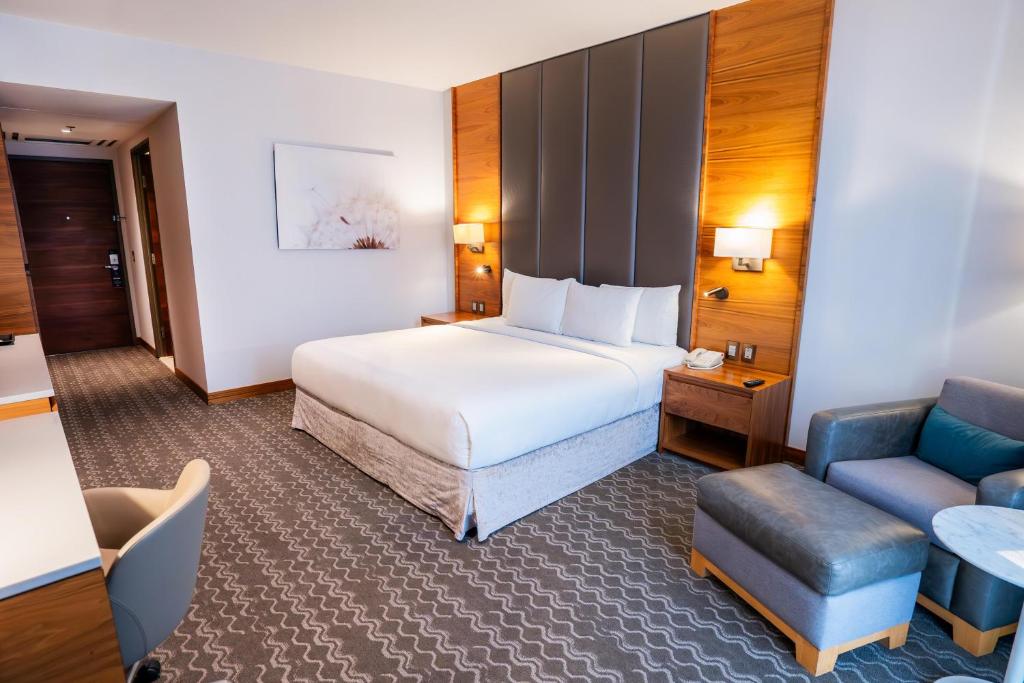 Travel Proud Sustainability certification Doubletree By Hilton Mexico City Santa Fe - キングルーム