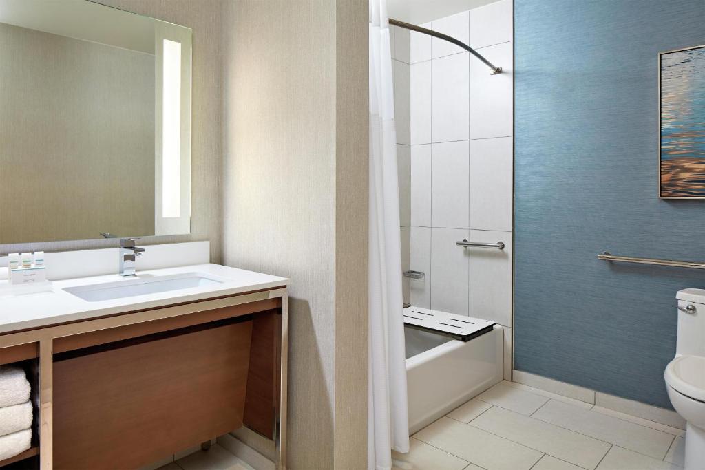 Homewood Suites by Hilton San Diego Hotel Circle/SeaWorld Area - 