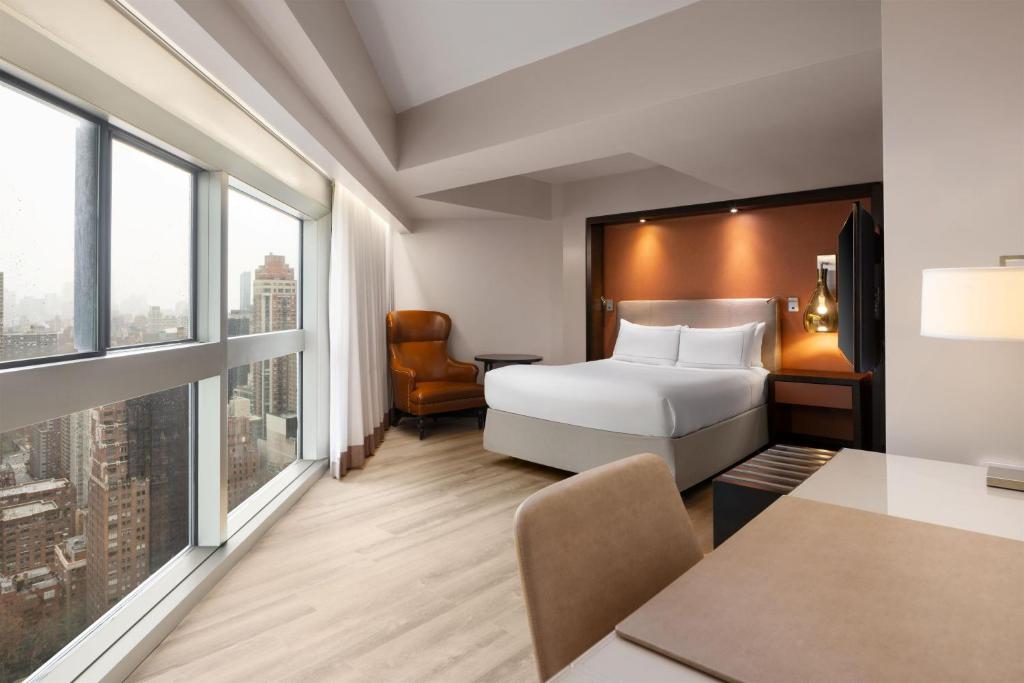 Millennium Hilton New York One UN Plaza - 