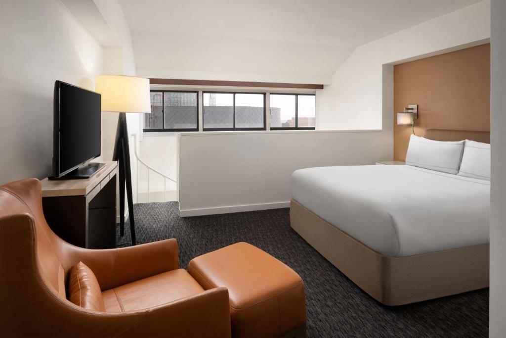 Millennium Hilton New York One UN Plaza - 