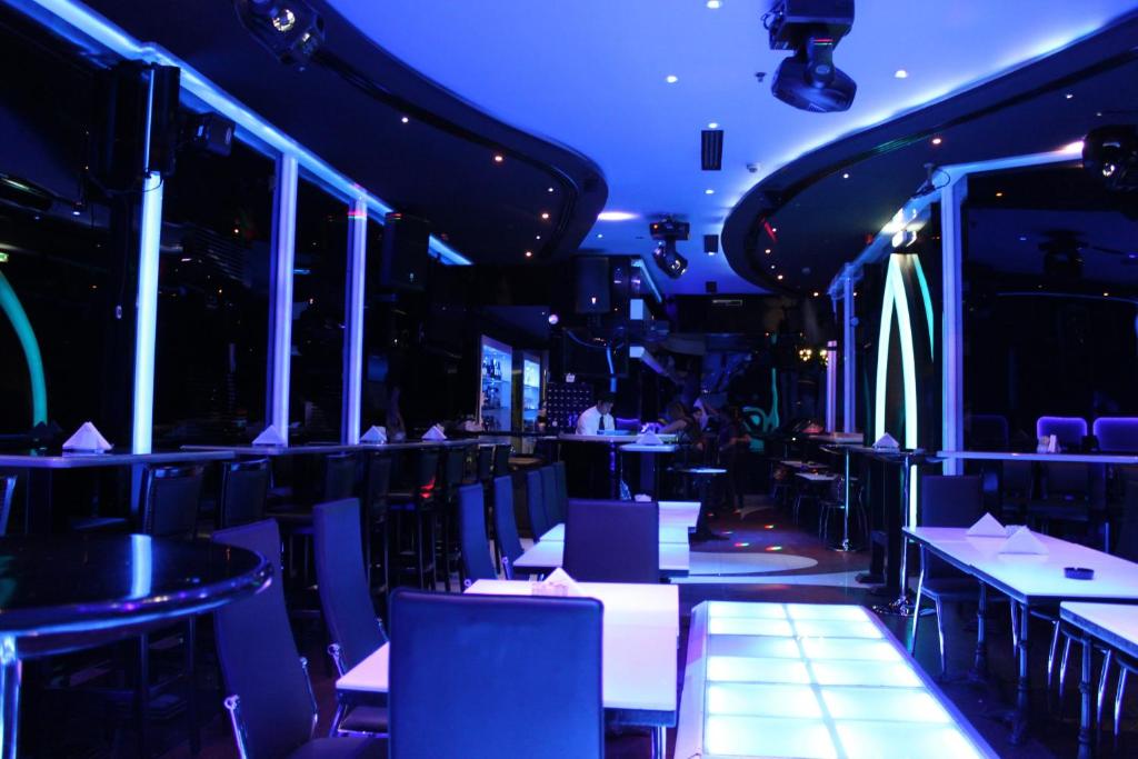 Broadway Hotel - Resim 25