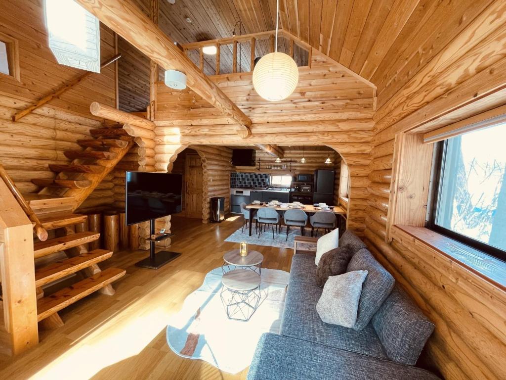 Mountain Stream Log Cabin - Vacation STAY 31783v