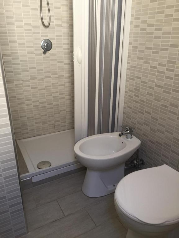 Łazienka w obiekcie B&B Scilla Mare