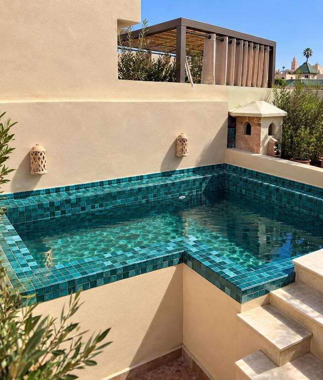 Riad Sesame - Housity