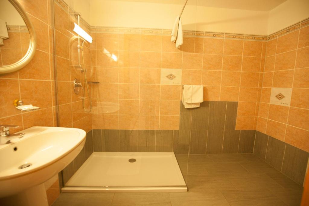 Un baño de Gasthof Pöchhacker