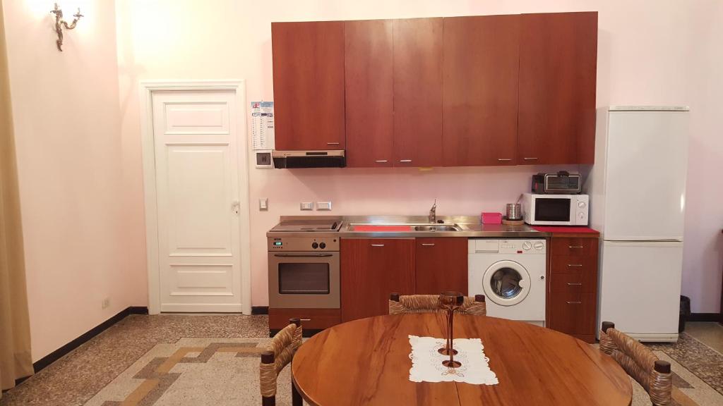 Kuchyň nebo kuchyňský kout v ubytování Royal Suite