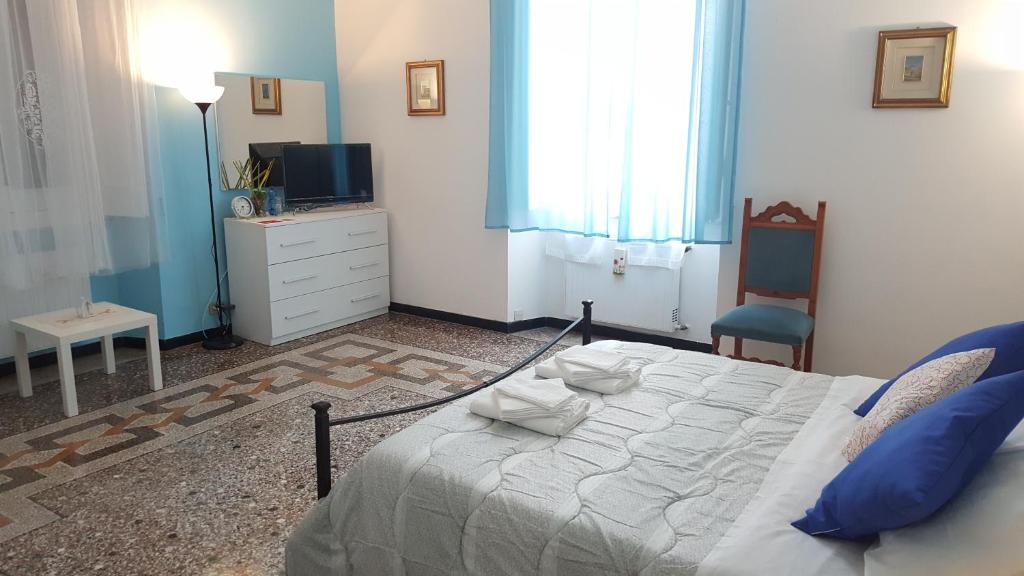 Postel nebo postele na pokoji v ubytování Royal Suite