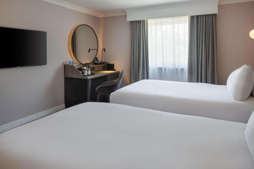DoubleTree by Hilton Bath - 