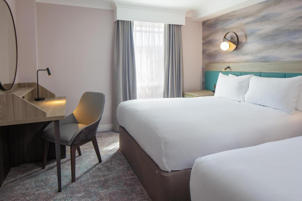 DoubleTree by Hilton Bath - 