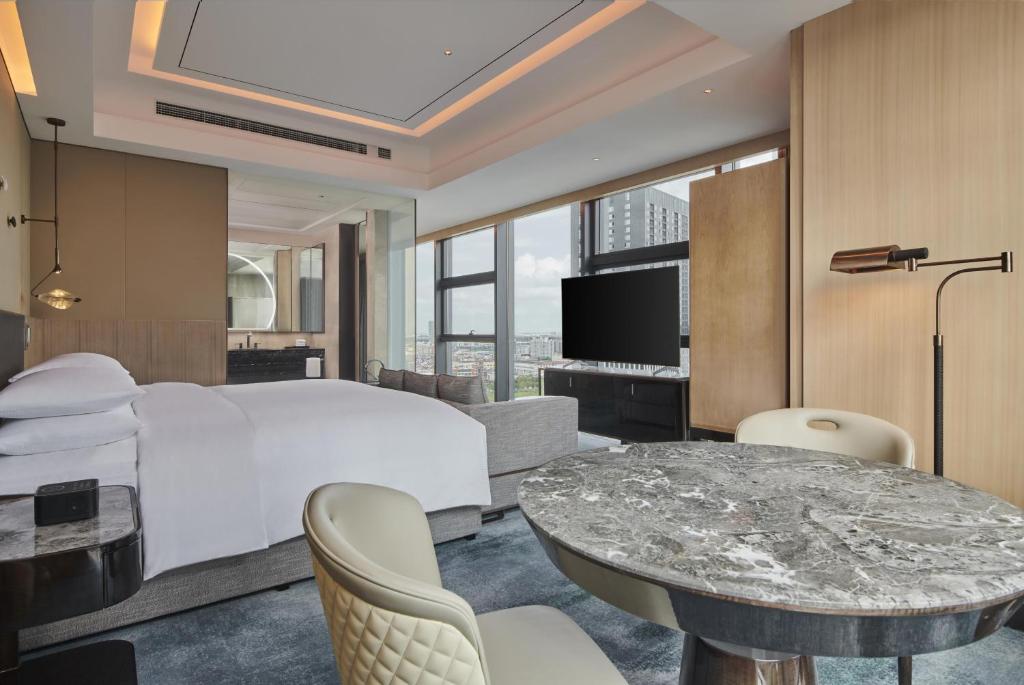 Hilton Yancheng - 