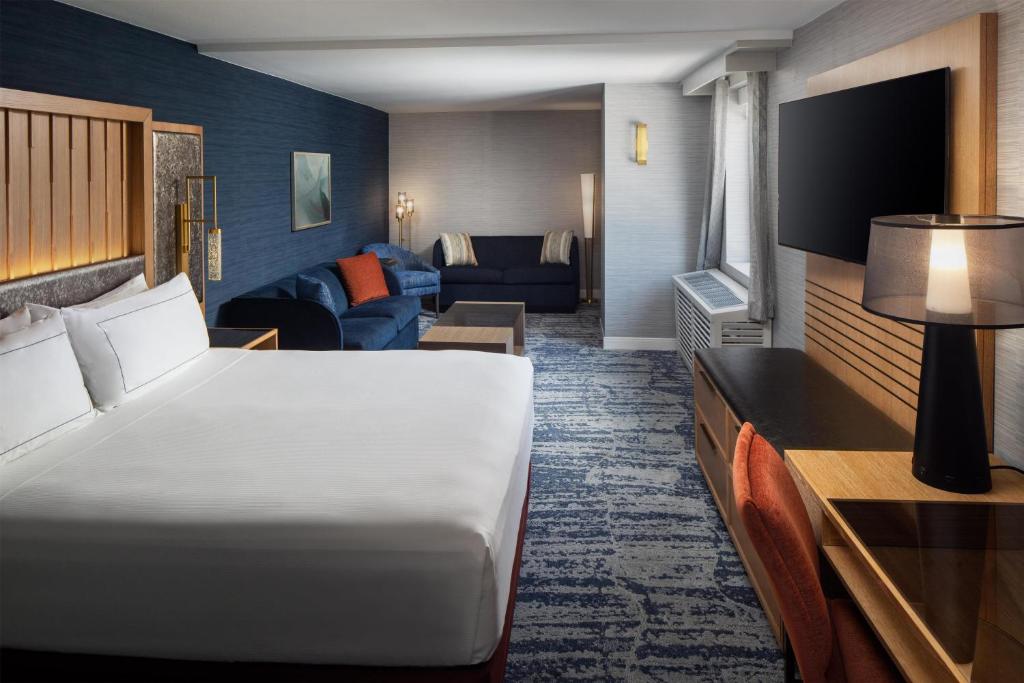 DoubleTree by Hilton Silver Spring Washington DC North - 