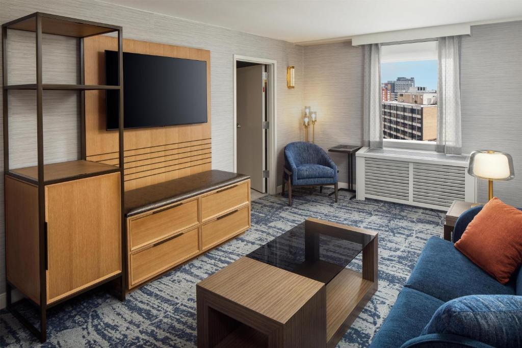 DoubleTree by Hilton Silver Spring Washington DC North - 