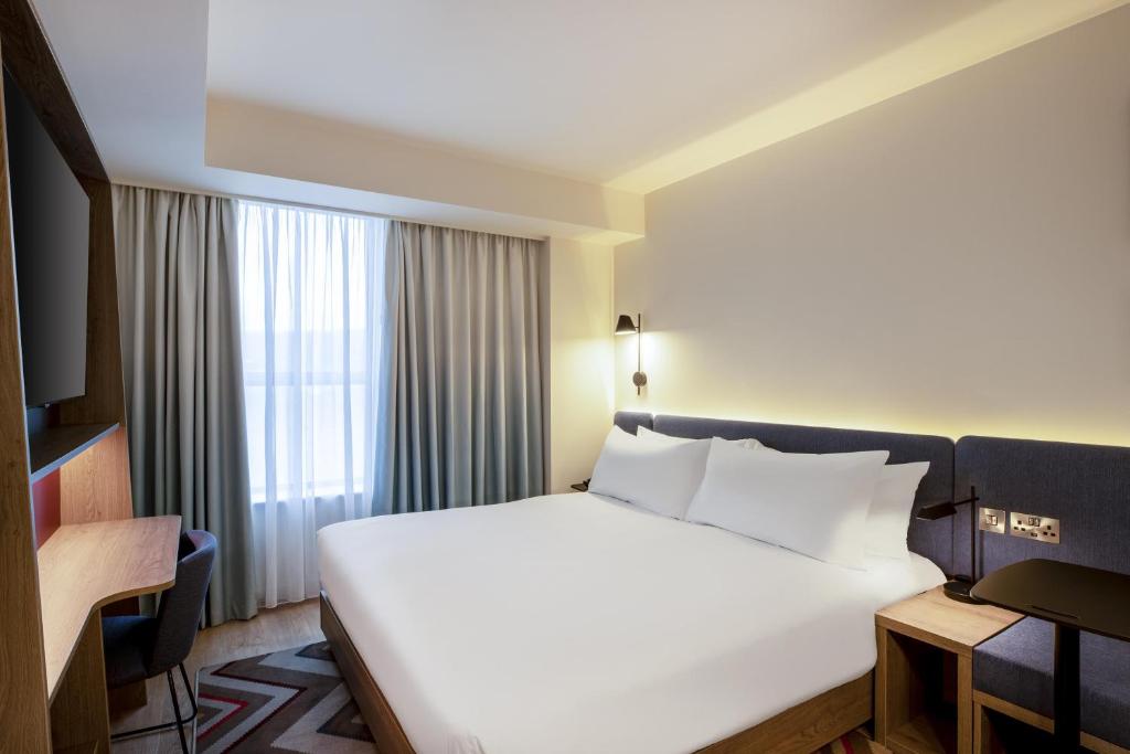 Hampton By Hilton Bath City - 