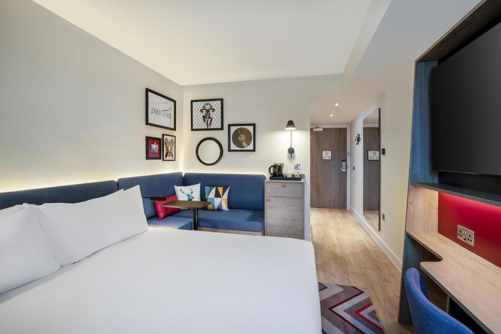 Hampton By Hilton Bath City - 