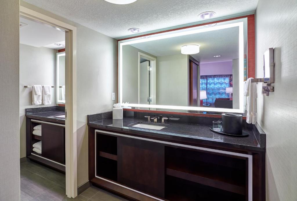 Mystic Lake Casino Hotel - Junior Suite - Nichtraucher