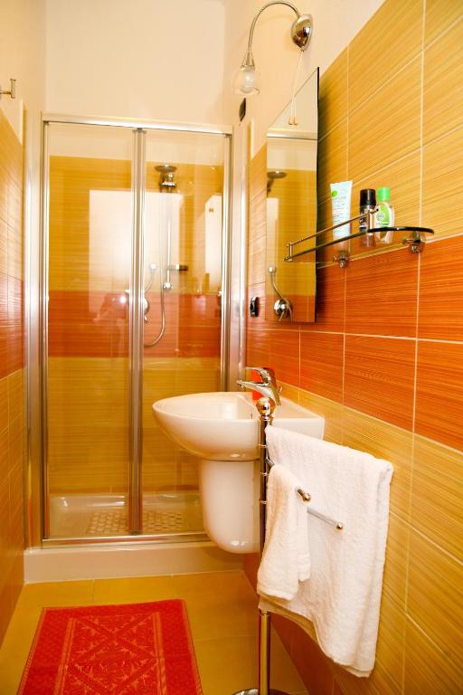 Een badkamer bij Villa Marogna