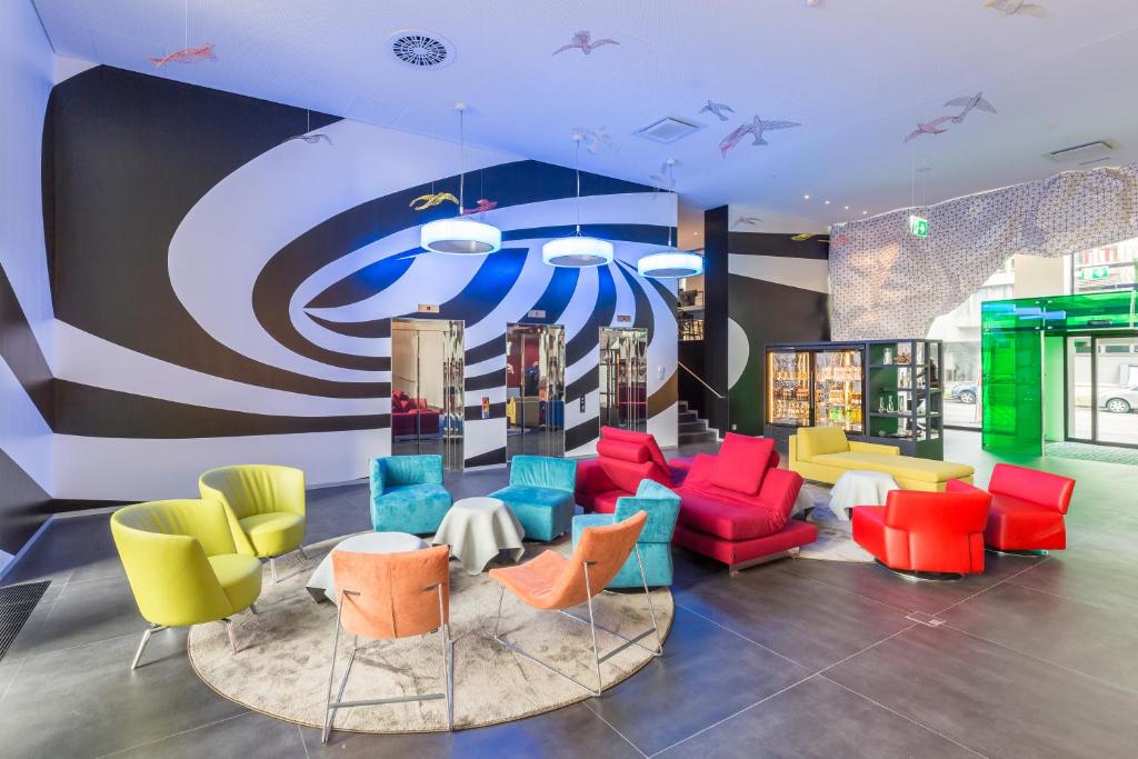 Posezení v ubytování ibis Styles Basel City