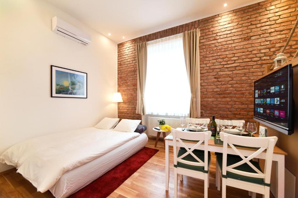 Zagreb 3 Hearts - 10