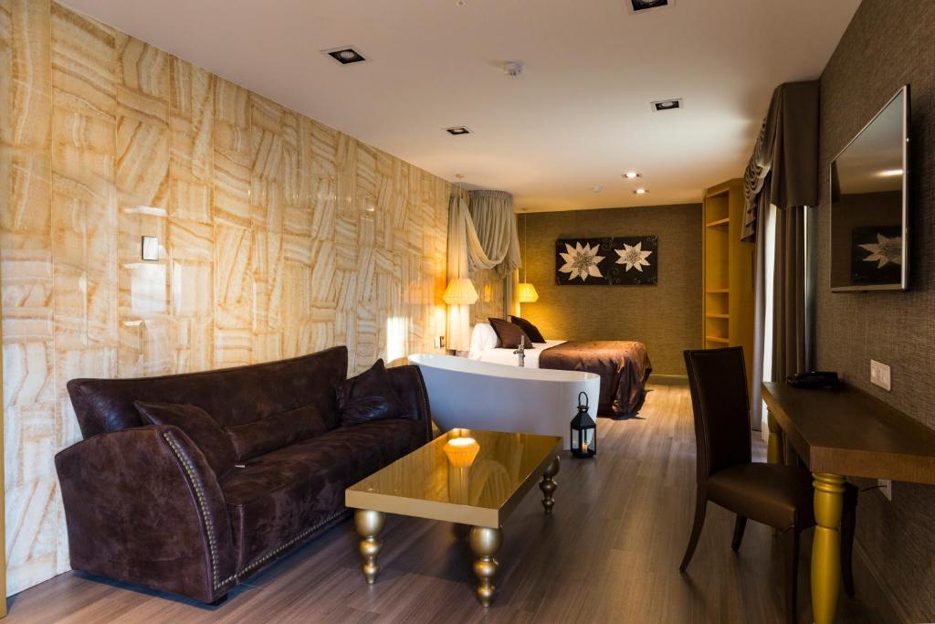 Posezení v ubytování Sant Jordi Boutique Hotel