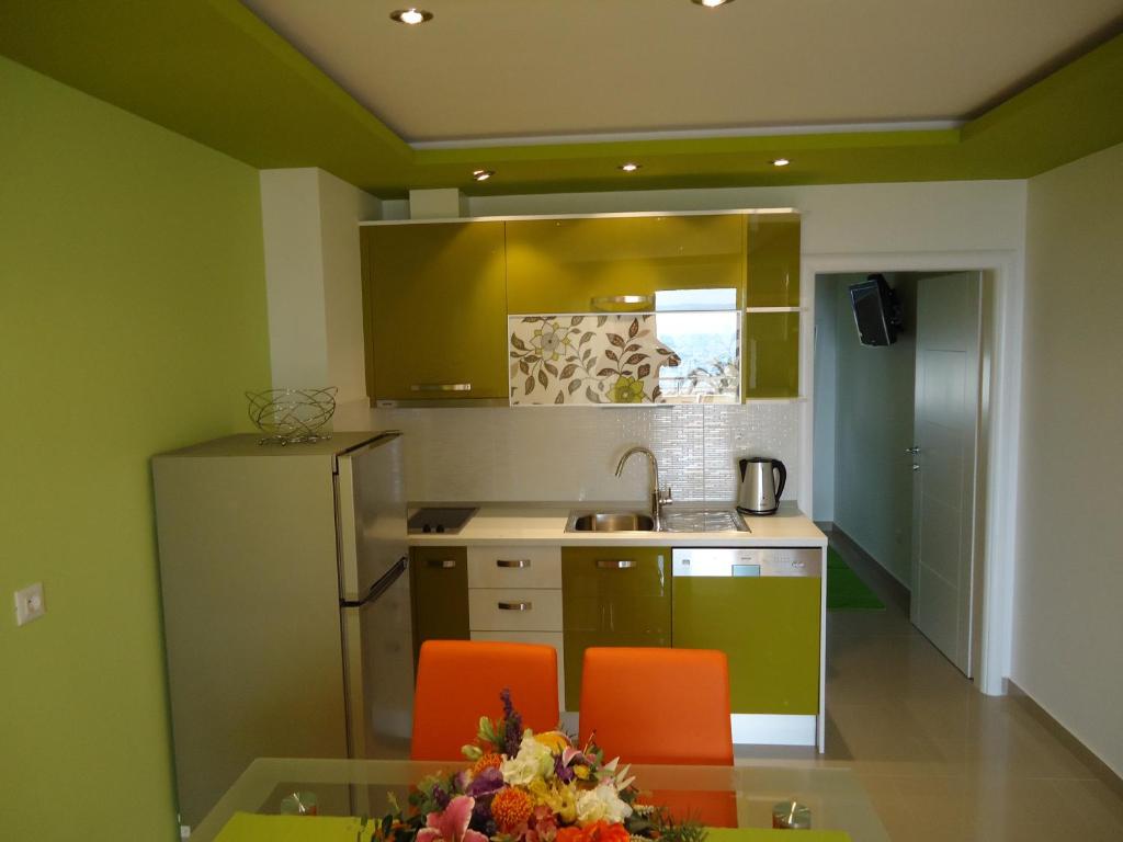 Kuchyň nebo kuchyňský kout v ubytování Villa Grgo Apartments
