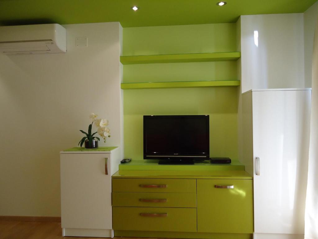 TV a/nebo společenská místnost v ubytování Villa Grgo Apartments