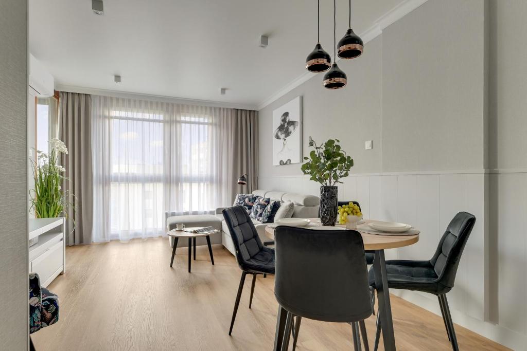 Downtown Apartments Aura - Riverside & Parking - 