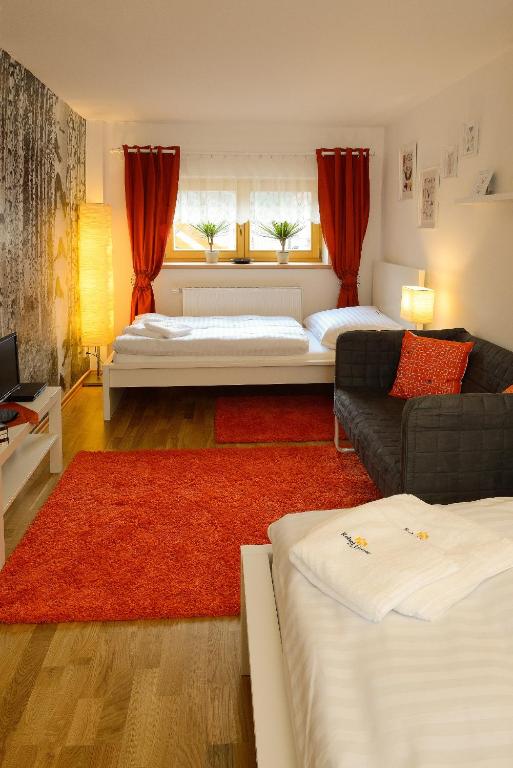 Łóżko lub łóżka w pokoju w obiekcie Rebel House