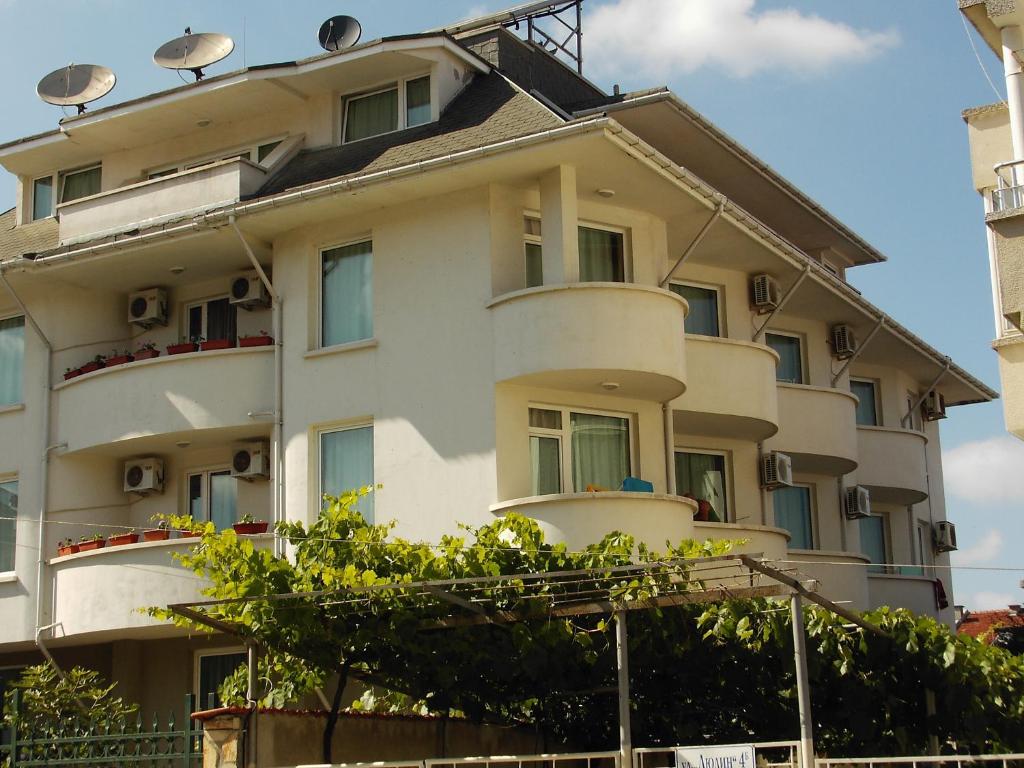 Budova, kde se hotel nachází