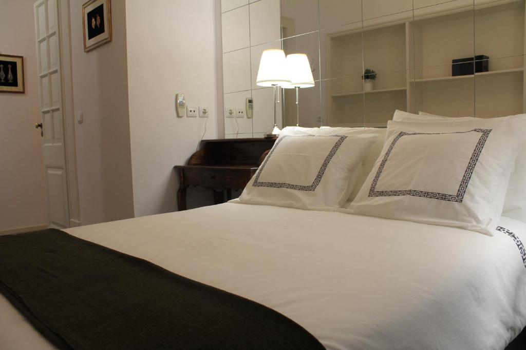 Lisbon Downtown Inn - 17