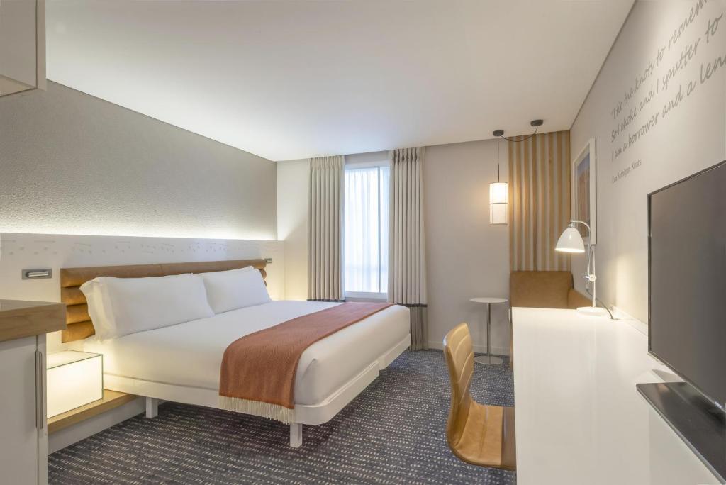 The Morrison Dublin, Curio Collection by Hilton - 