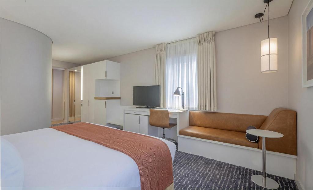 The Morrison Dublin, Curio Collection by Hilton - 
