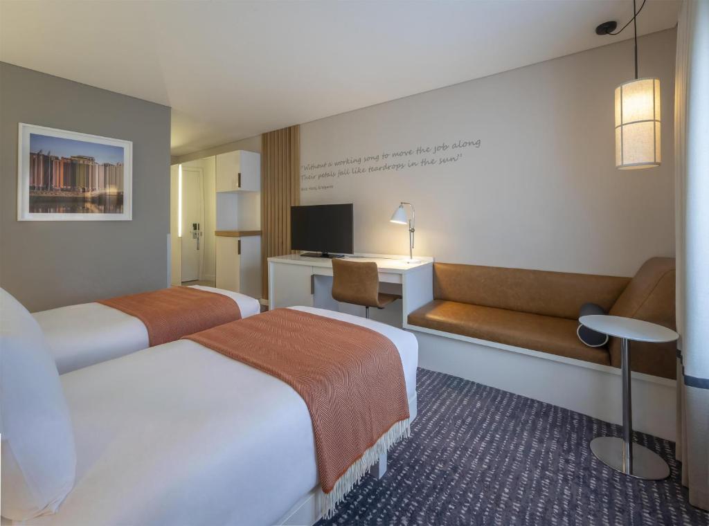 The Morrison Dublin, Curio Collection by Hilton - 
