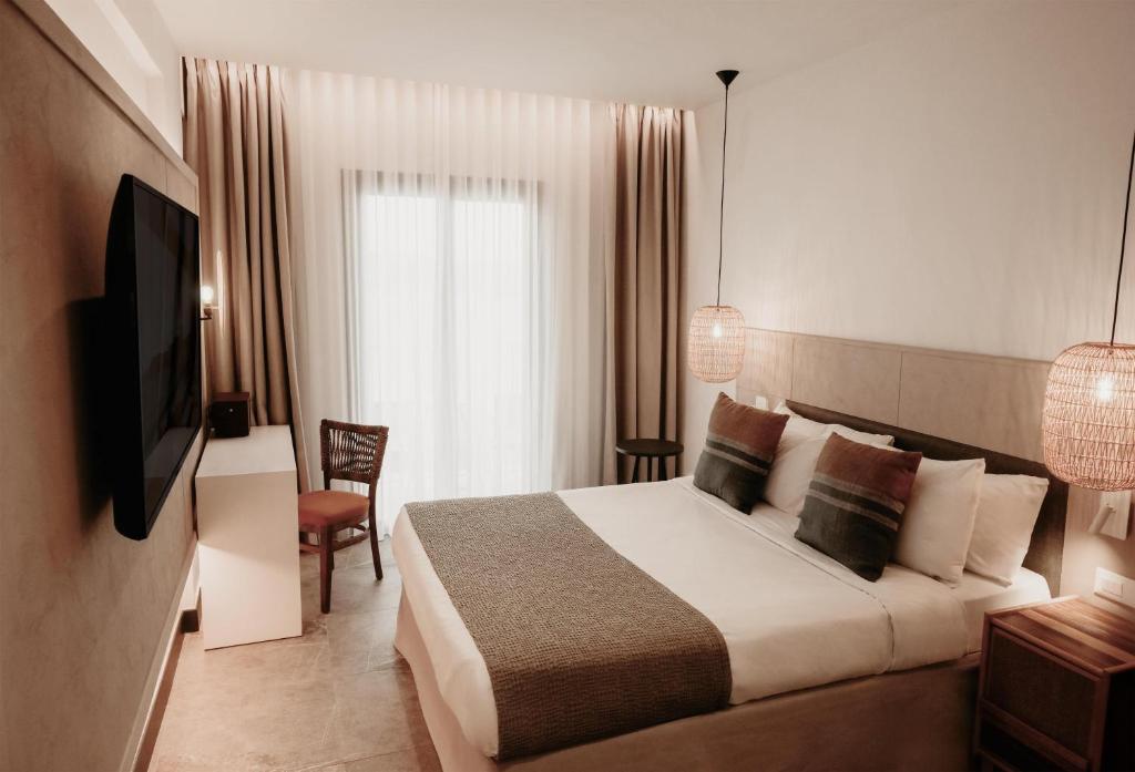 Domes Aulus Elounda All-Inclusive Resort, Curio by Hilton - 