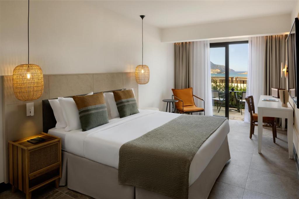 Domes Aulus Elounda All-Inclusive Resort, Curio by Hilton - 