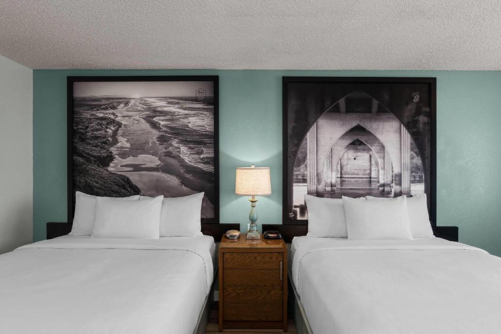 Super 8 by Wyndham Florence OR - 