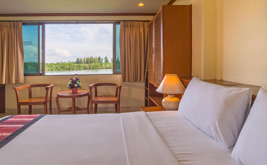 Krabi City Seaview Hotel - Resim 14