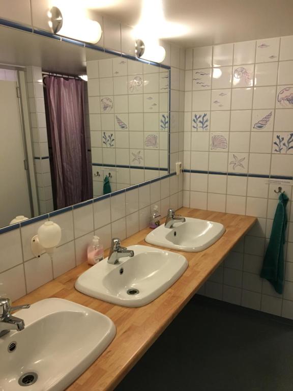 Koupelna v ubytování Grebbestads Vandrarhem