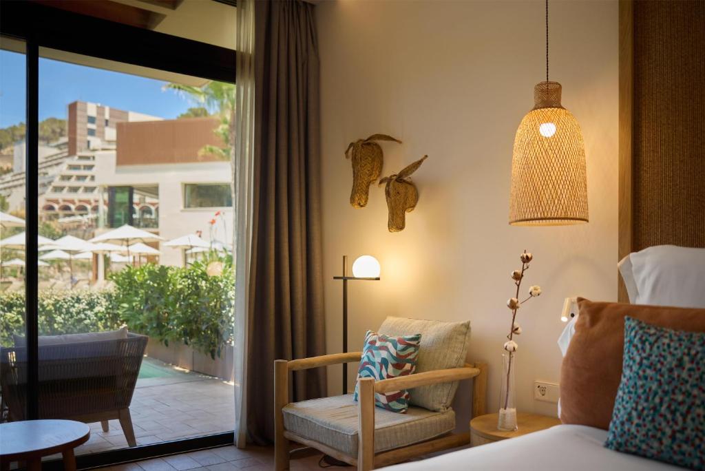 The Club Cala San Miguel Hotel Ibiza, Curio Collection by Hilton, Adults only - 